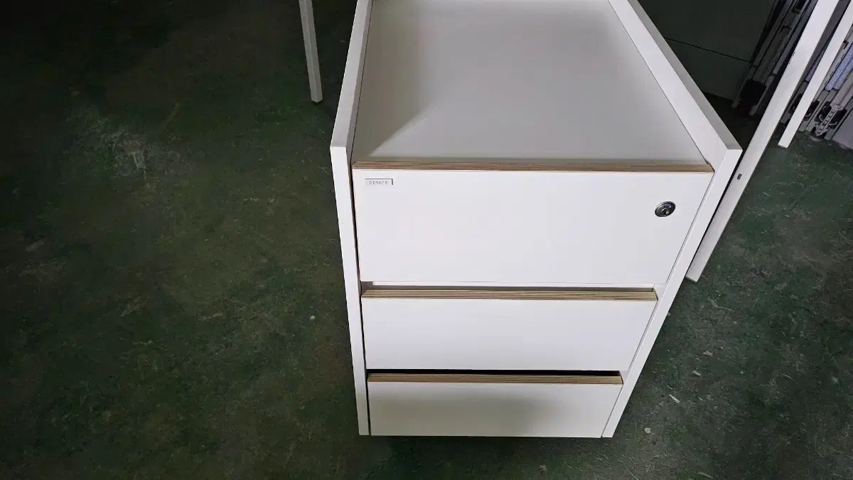 책상의자.의자중고 | 브랜드 중고거래 플랫폼, 번개장터